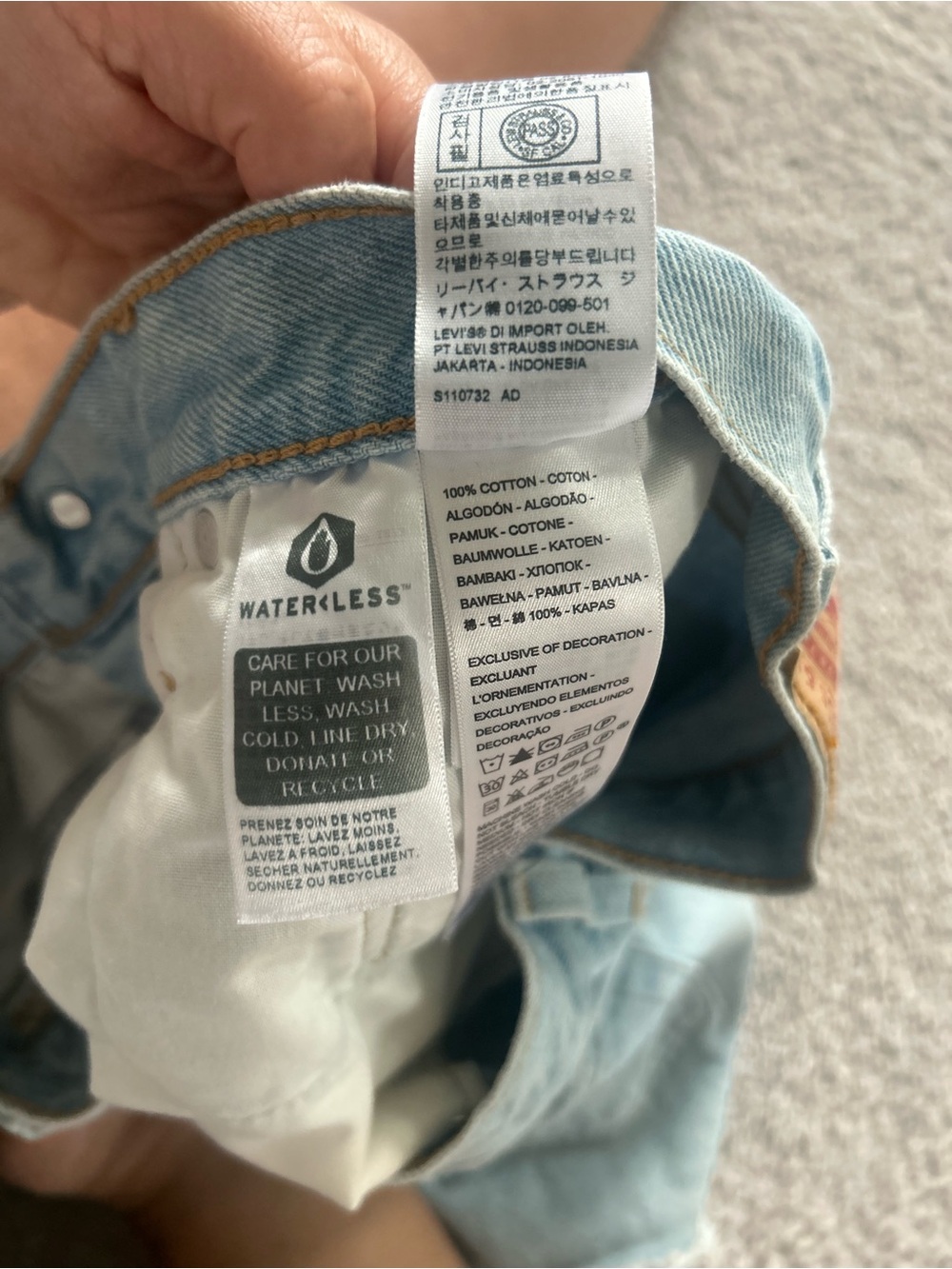 Levi's 501 original Light Blue Distressed High-Rise Denim Shorts - Picture 5 of 8